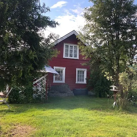 Koselig Hytte, Naer Finnskogen Og Valerbanen Szálloda 3*